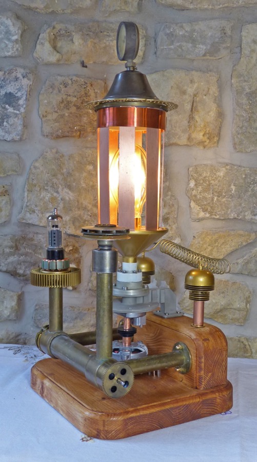 Steampunk Lamp 37_0181_900.jpg